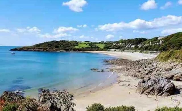 *Family Home In Mumbles. Close To The Beach* Экстерьер фото
